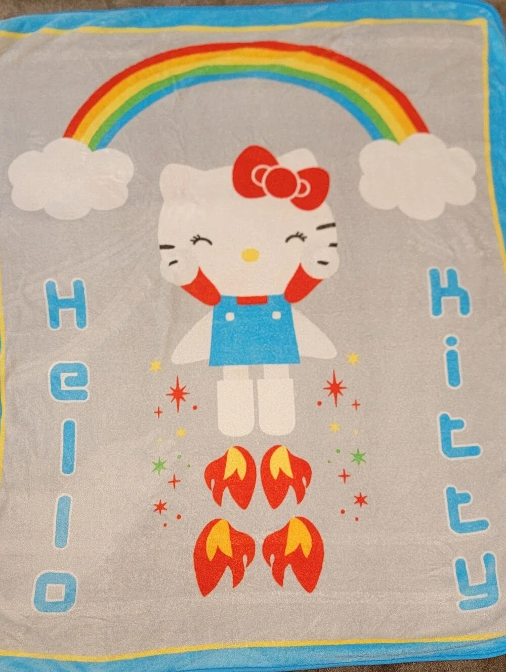 RARE 2007 Hello Kitty Rocket robot Rainbow Fleece Throw Blanket
